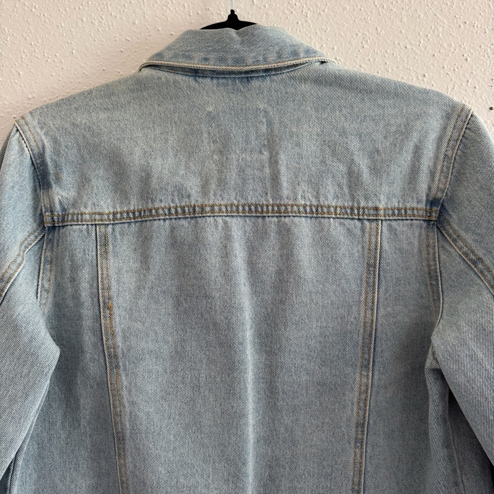Love Tree Classic Light Wash Denim Jacket | Small - Picture 7 of 9